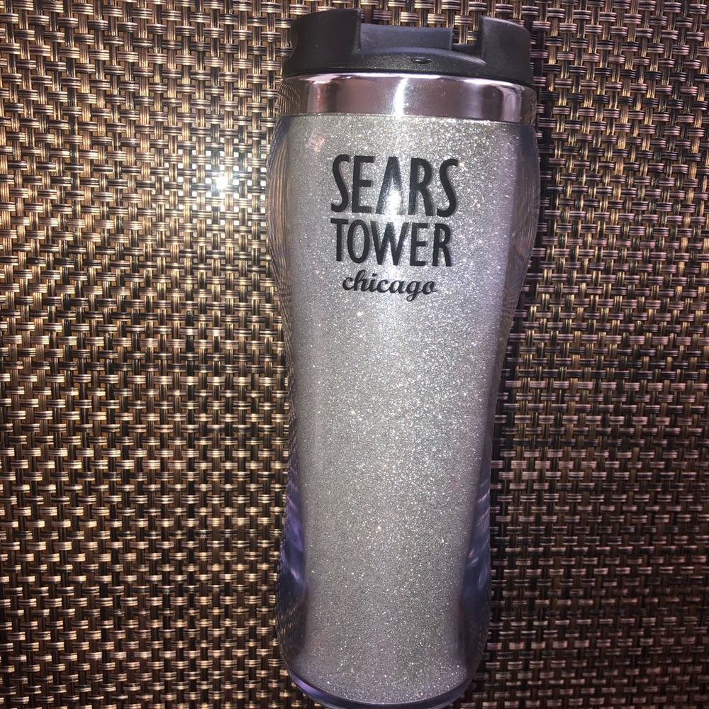 Sears Tower coffee/warm drink holder